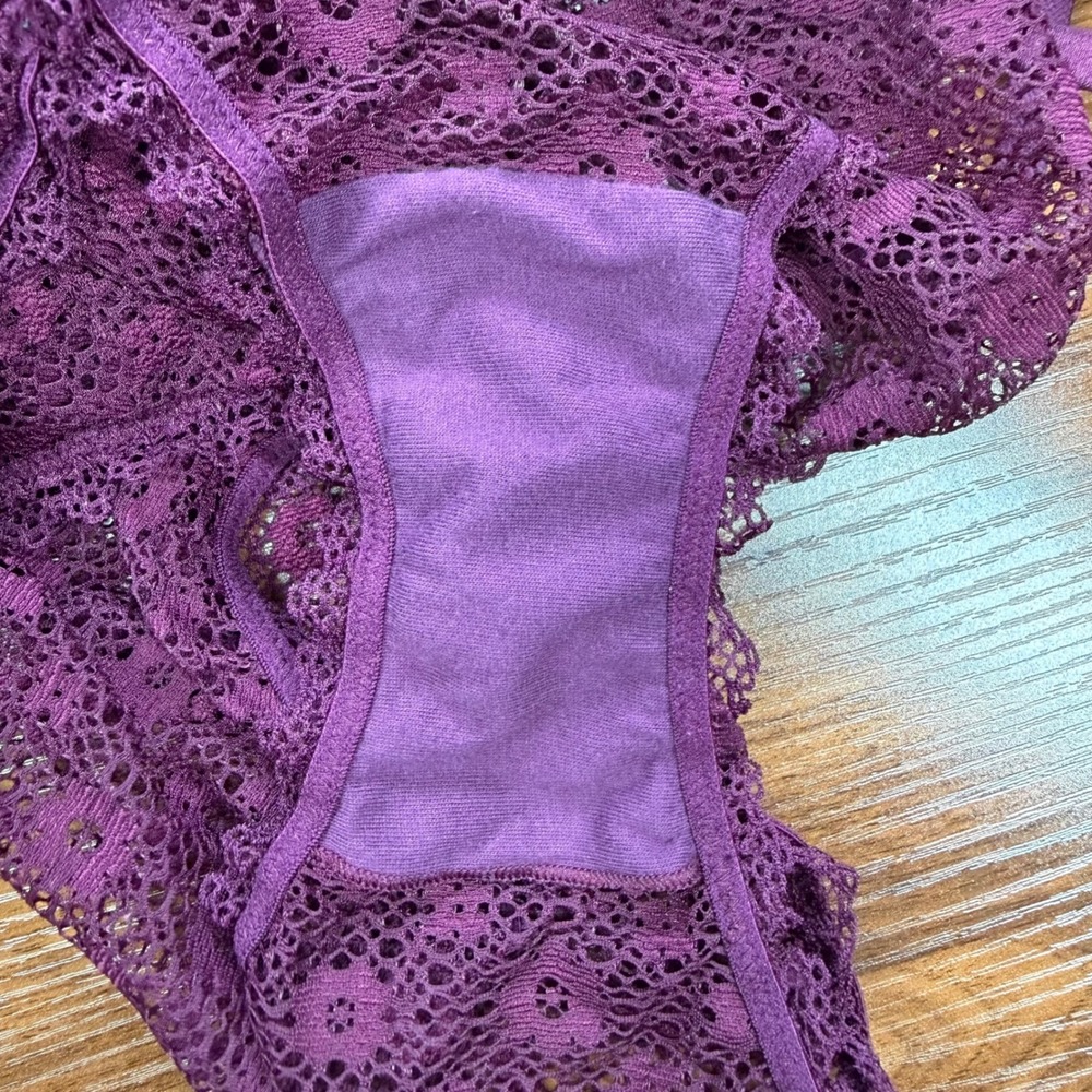 Victorias Secret Plum Purple Floral Lace Teddy Bodysuit Underwire Small - Picture 7 of 7